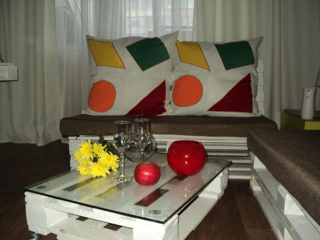 Apartment On Vasylia Stusa St, 10 Біла Церква Номер фото